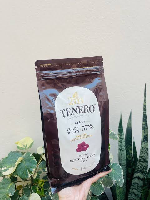 Tenero Chocolate Button